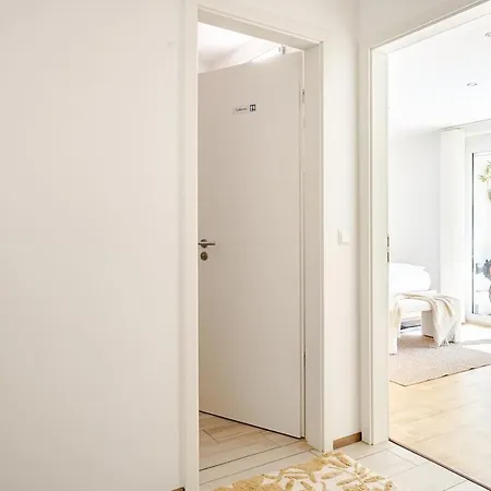 Le Apartment *
